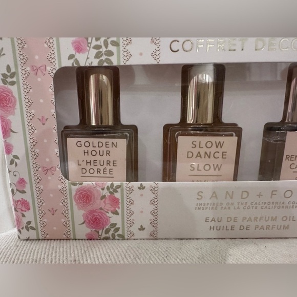 SAND + FOG Perfume Discovery Set Hot Date, Slow Dance, Love Letters, NWT - Picture 2 of 6